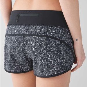 Lululemon Speed Short 4-way Stretch 2.5"